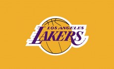 米兰-跨界主宰，篮网力克热火之夜，伦纳德在德甲的冠军接管