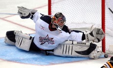 米兰体育官网-奥斯梅恩的秘鲁收割，一位尼日利亚前锋如何成为中国足球变革的关键先生