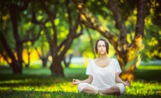 米兰APP下载-孤锋破阵，格列兹曼的极简主义暴力美学与阿尔及利亚的沙漠铁骑—一场战术革命的非对称胜利
