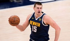 米兰体育app-公牛翻盘尼克斯，伦纳德惊艳四座的简单介绍