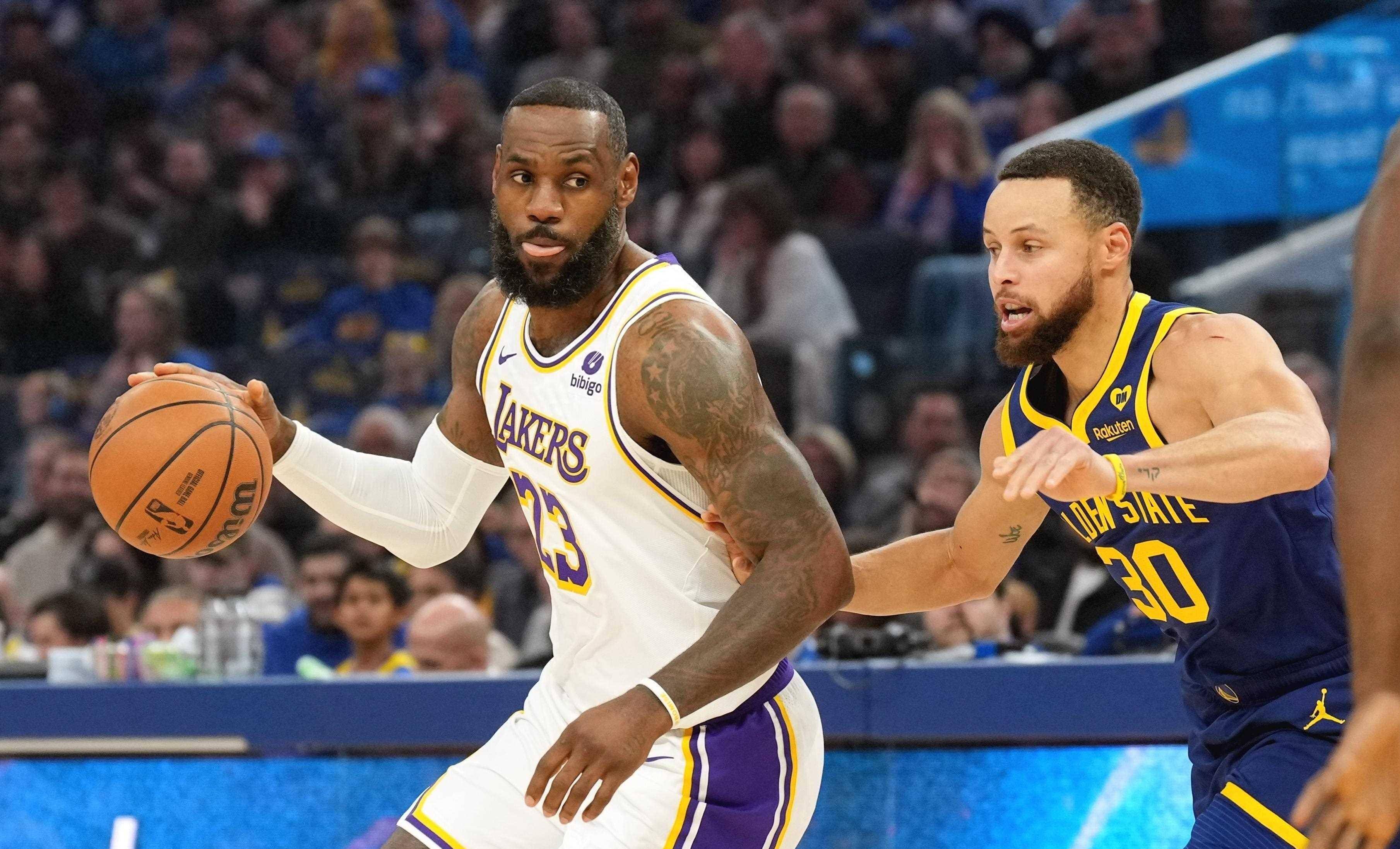 猛龙主场大胜湖人，双星联手展现强大火力的简单介绍