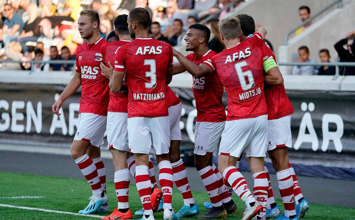 关于热刺主场横扫对手,晋级形势越发明朗的信息 关于热刺主场横扫对手,晋级形势越发明朗的信息