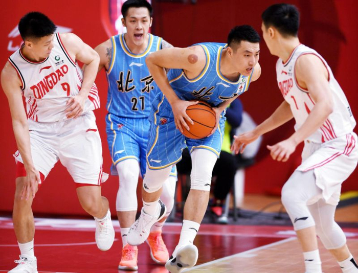 包含北京首钢再获胜利，队伍士气高涨的词条