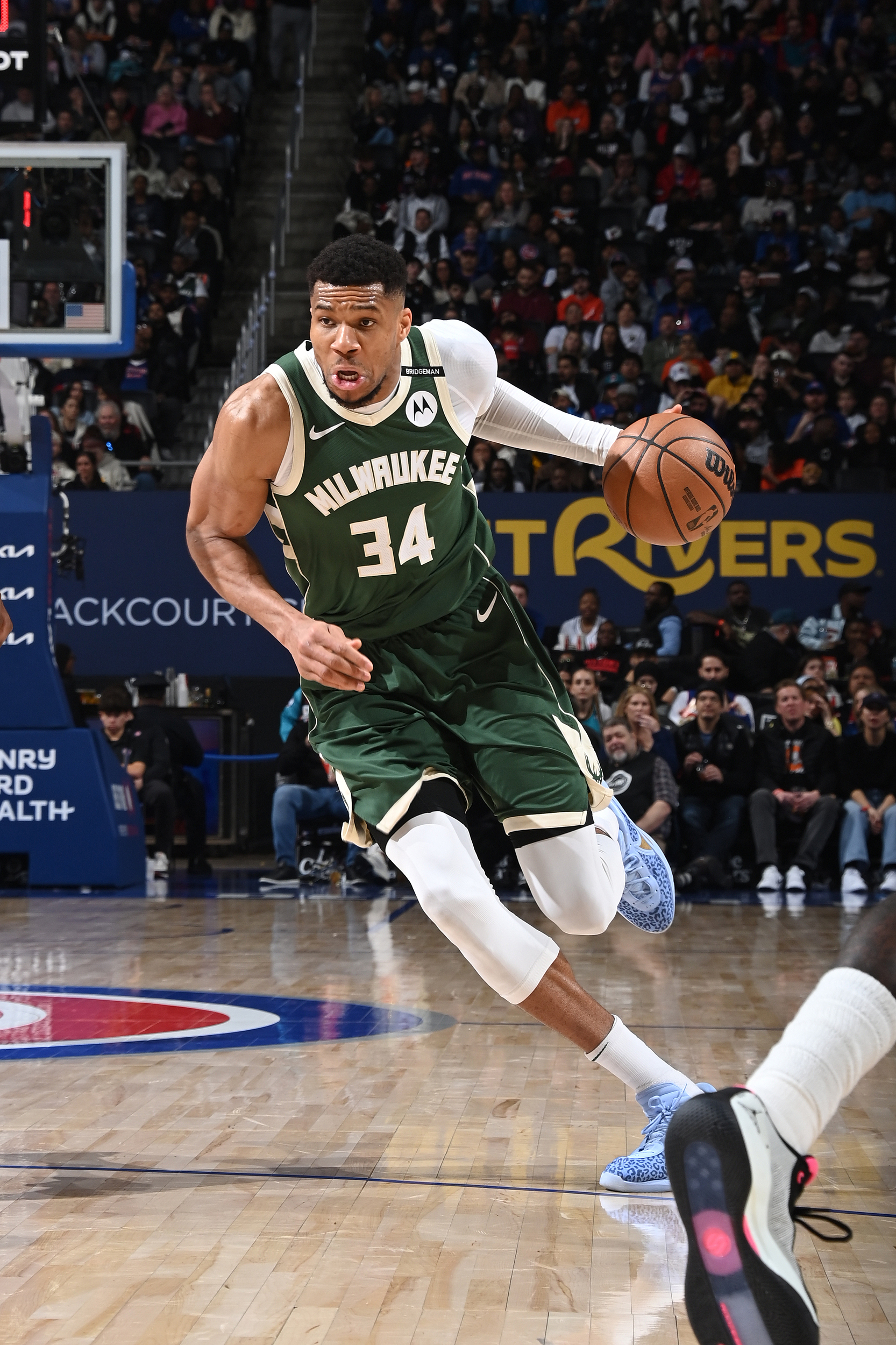 包含德国男篮逆转篮网,字母哥惊艳世界的词条 包含德国男篮逆转篮网,字母哥惊艳世界的词条