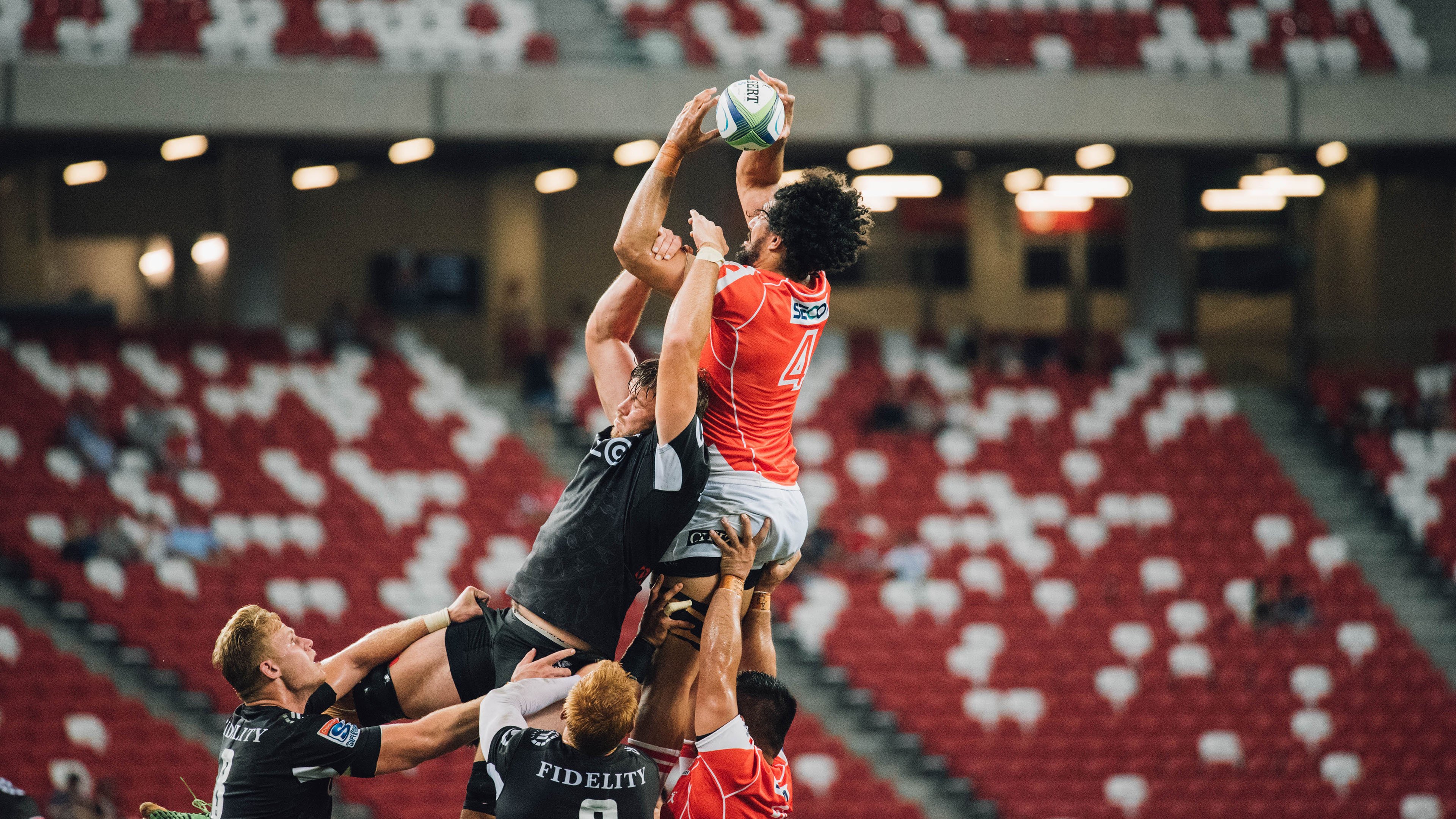 哈斯车队横扫迈凯伦，诺里斯扛起全队，一场颠覆预期的赛道革命